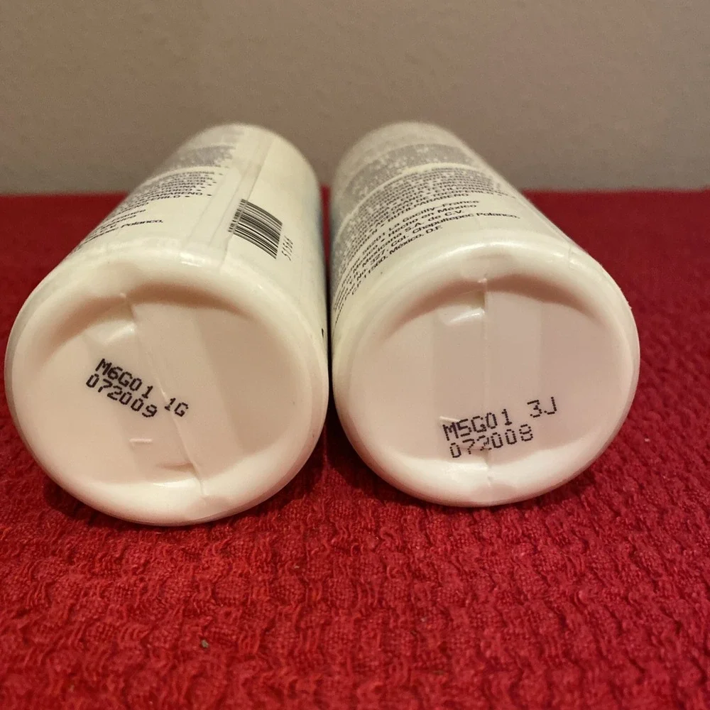 (lot of 2)Yves Rocher Pur Desir De Lavande Lavender 6.7 FL. OZ.  Body Lotion‎
